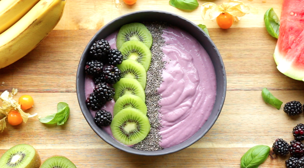 Breakfast Smoothie Bowl